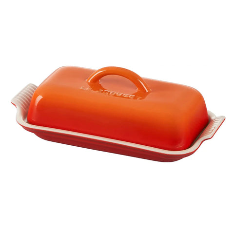 Le Creuset 8.3" x 4.1" x 3" Heritage Butter Dish - Flame