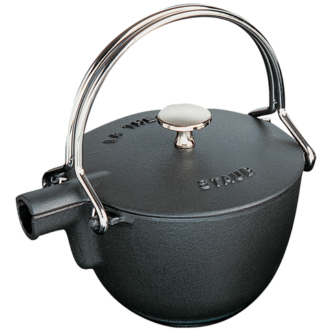 STAUB CAST IRON 1-QUART ROUND TEA KETTLE - MATTE BLACK