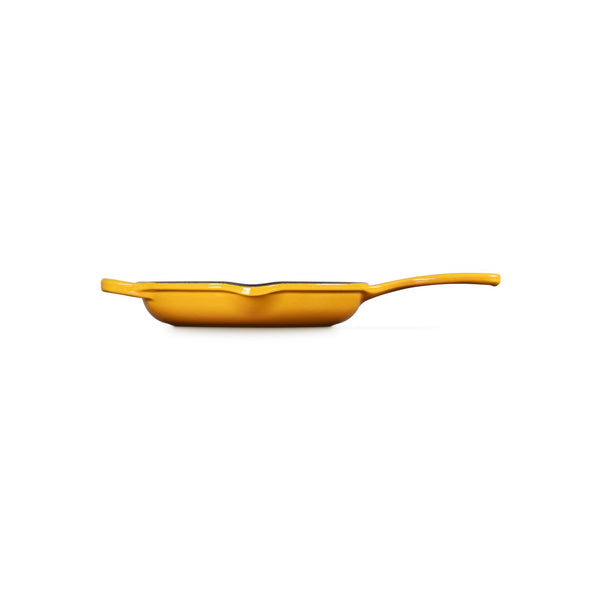 Le Creuset 9" Signature Iron Handle Skillet - Nectar