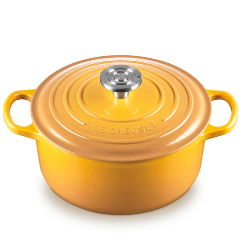 Le Creuset 4.5 qt Signature Round Dutch Oven - Nectar