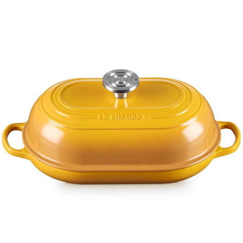 Le Creuset 1.5 qt. Signature Oval Bread Oven - Nectar