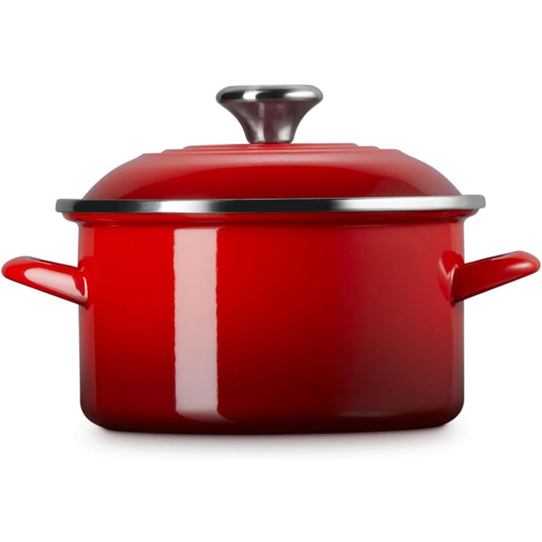 Le Creuset 3.8 qt. Petite Stockpot - Cerise