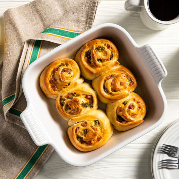 Le Creuset 3 qt. (9") Heritage Square Dish - Flame