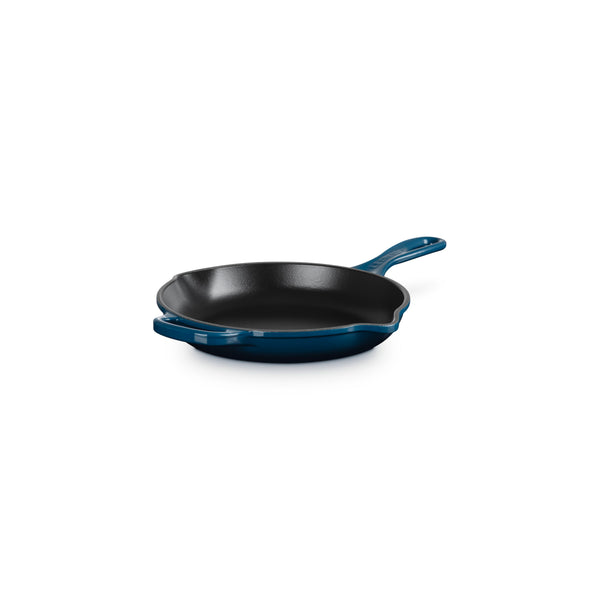 LE CREUSET 10.25" SIGNATURE IRON HANDLE SKILLET  - NUIT