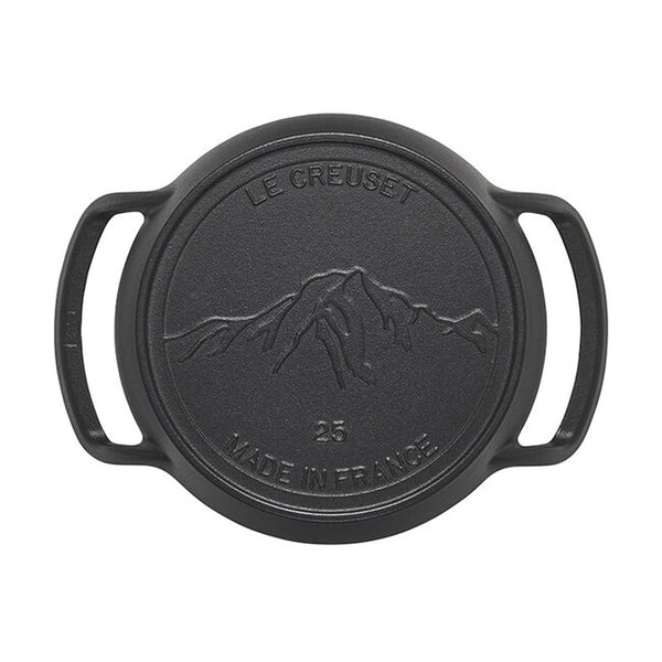 Le Creuset 10" Alpine Outdoor Collection - Skillet (Matte Black)