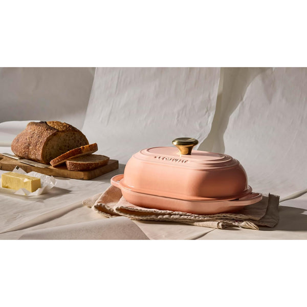 Le Creuset 1.5 qt. Signature Oval Bread Oven, Peche