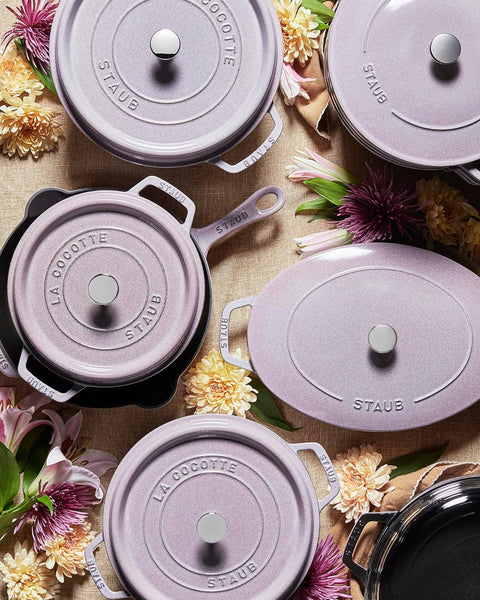 STAUB  5.5-QT ROUND DUTCH OVEN - LILAC