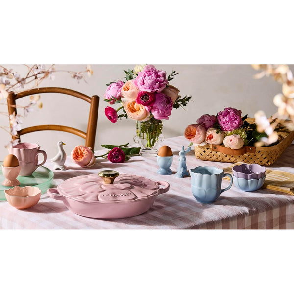 Le Creuset  S/4 Petal Egg Cups, Mixed Set (Coastal Blue, Provence, Chiffon Pink, Pec