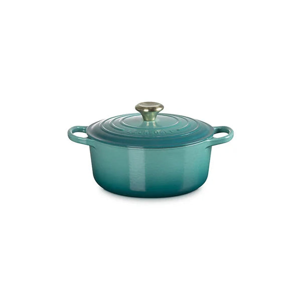 Le Creuset 4.5 qt Signature Round Dutch Oven - Riviera