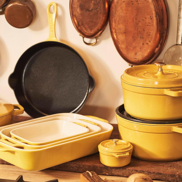 Staub 7-Qt Round Dutch Oven - Citron