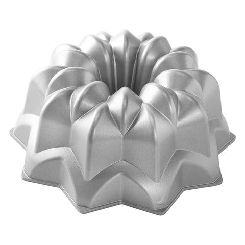 Nordic Ware Vintage Star Bundt Cake Pan, quotL x 9.67&quotW x 3.9&Quoth, Silver