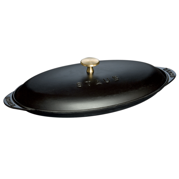 STAUB CAST IRON 14.5'' X 8'' COVERED FISH PAN - MATTE BLACK