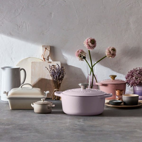 Le Creuset 7.25 qt. Signature Round Dutch Oven - Shallot