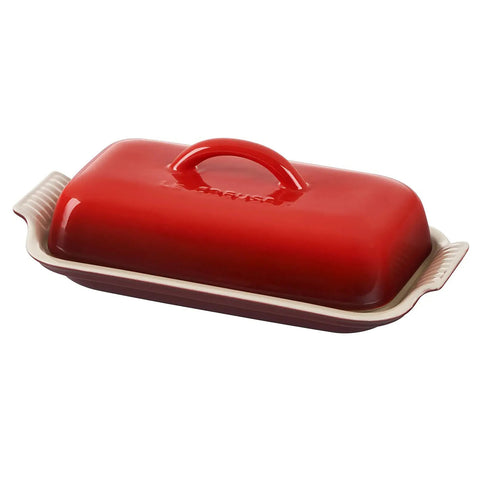 Le Creuset 8.3" x 4.1" x 3" Heritage Butter Dish - Cerise