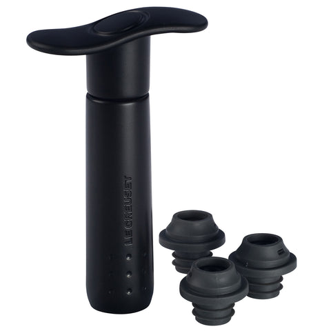 Le Creuset Wine Pump And 3 Stoppers - Black