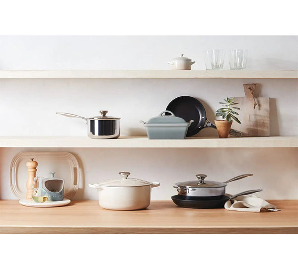 Le Creuset 2.5 qt. (9") Heritage Covered Square Casserole - Sea Salt